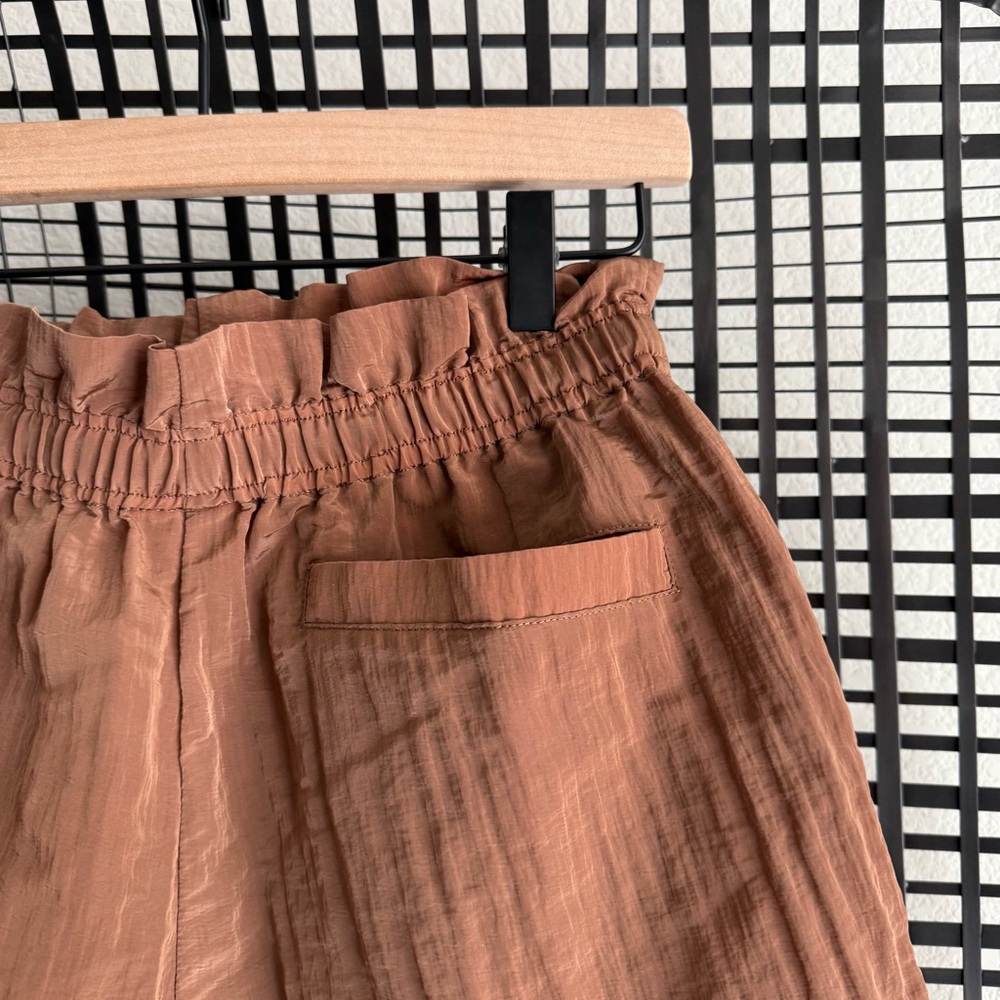 Varley Harmon high rise shorts - Picture 5 of 9